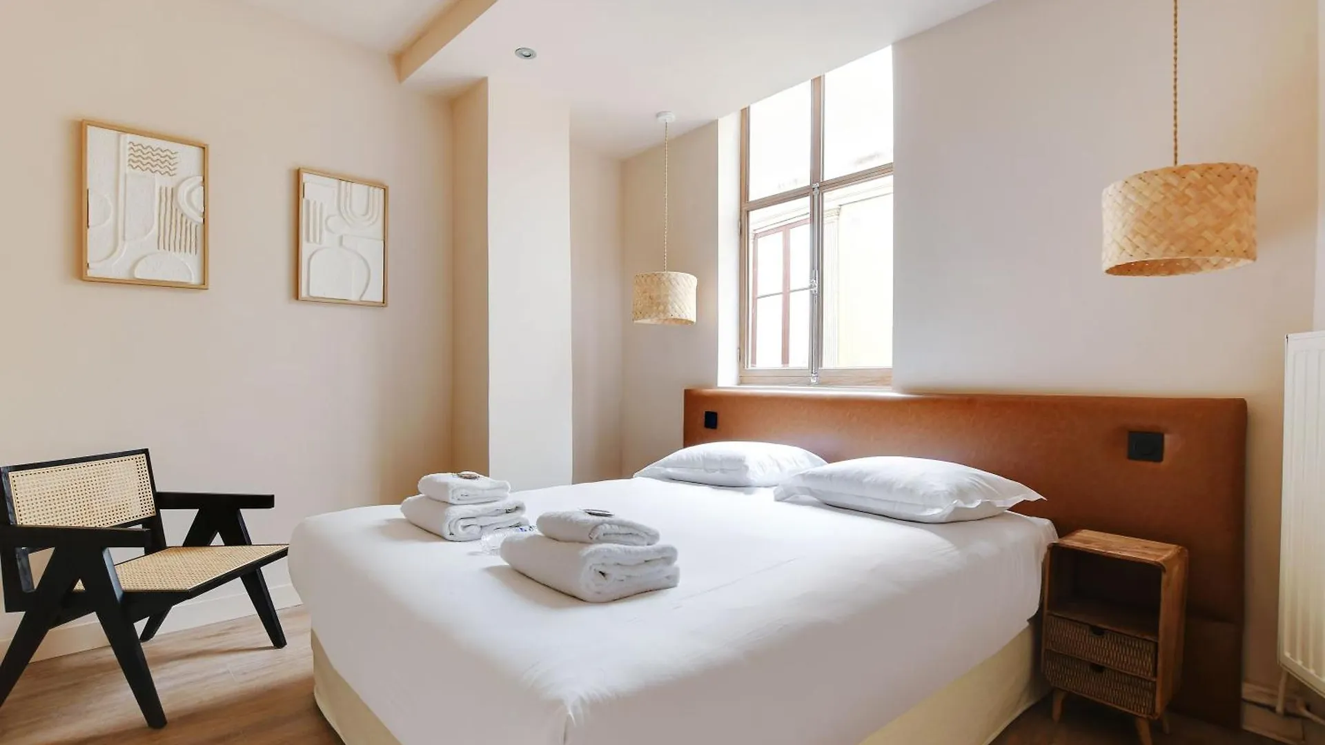 Amazing Duplex - 5Br-10P - Montorgueil Apartment Paris France